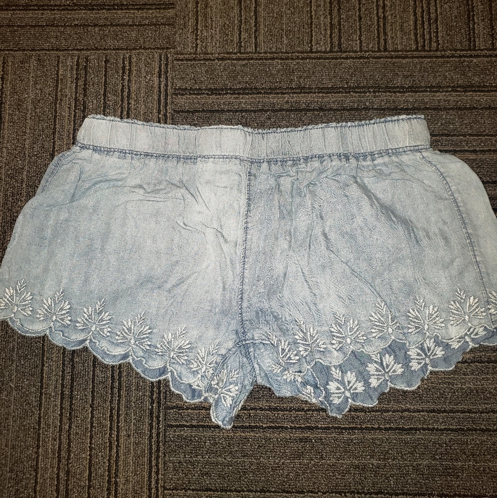 Light blue linen shorts